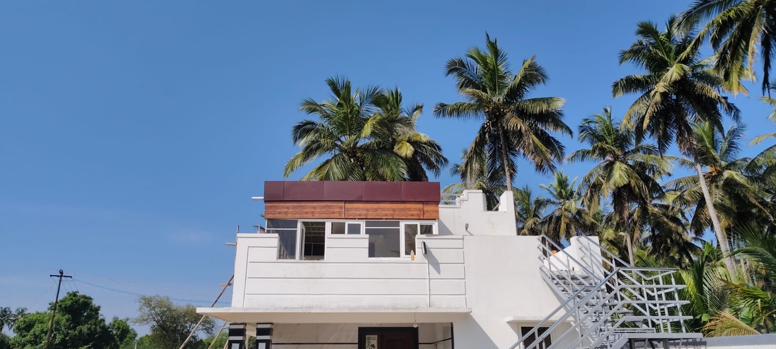Exterior Image 23