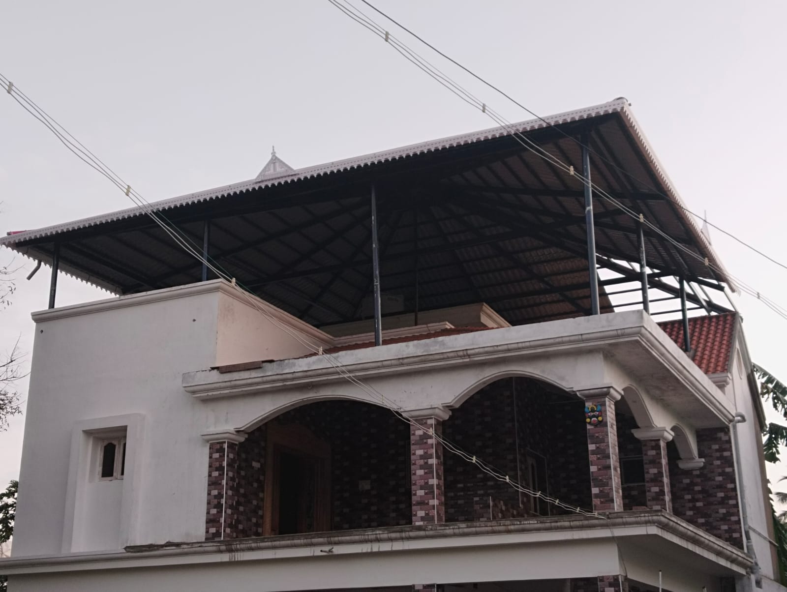 Exterior Image 3